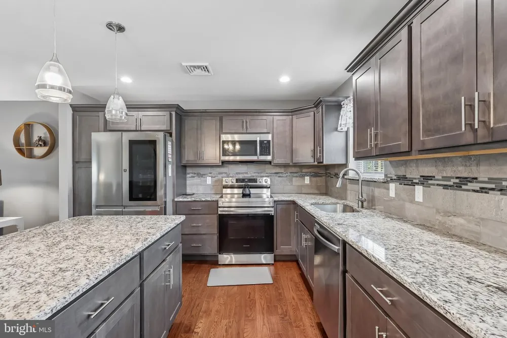 3533 WASHINGTON STREET Bethlehem, PA 18020