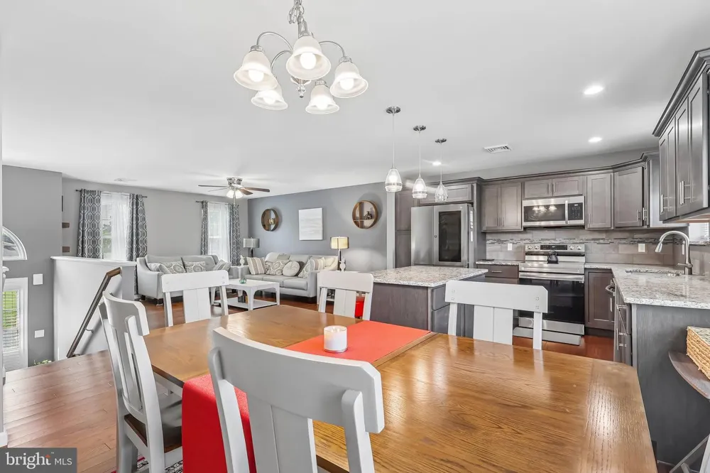 3533 WASHINGTON STREET Bethlehem, PA 18020
