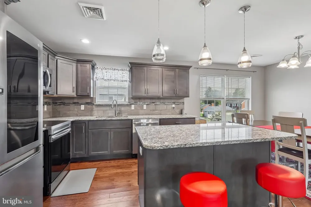 3533 WASHINGTON STREET Bethlehem, PA 18020