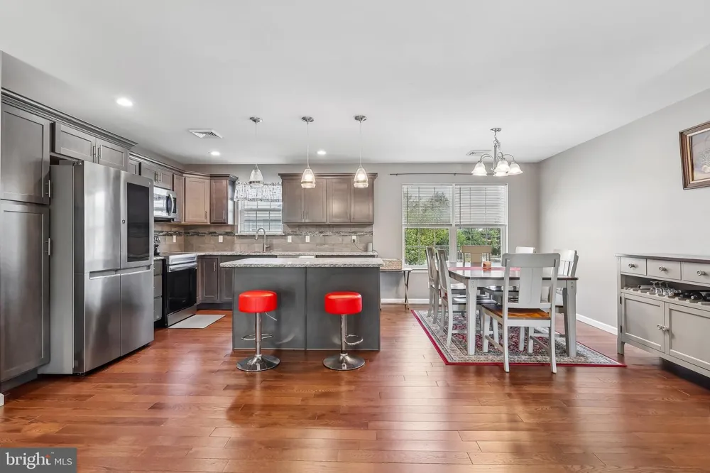 3533 WASHINGTON STREET Bethlehem, PA 18020