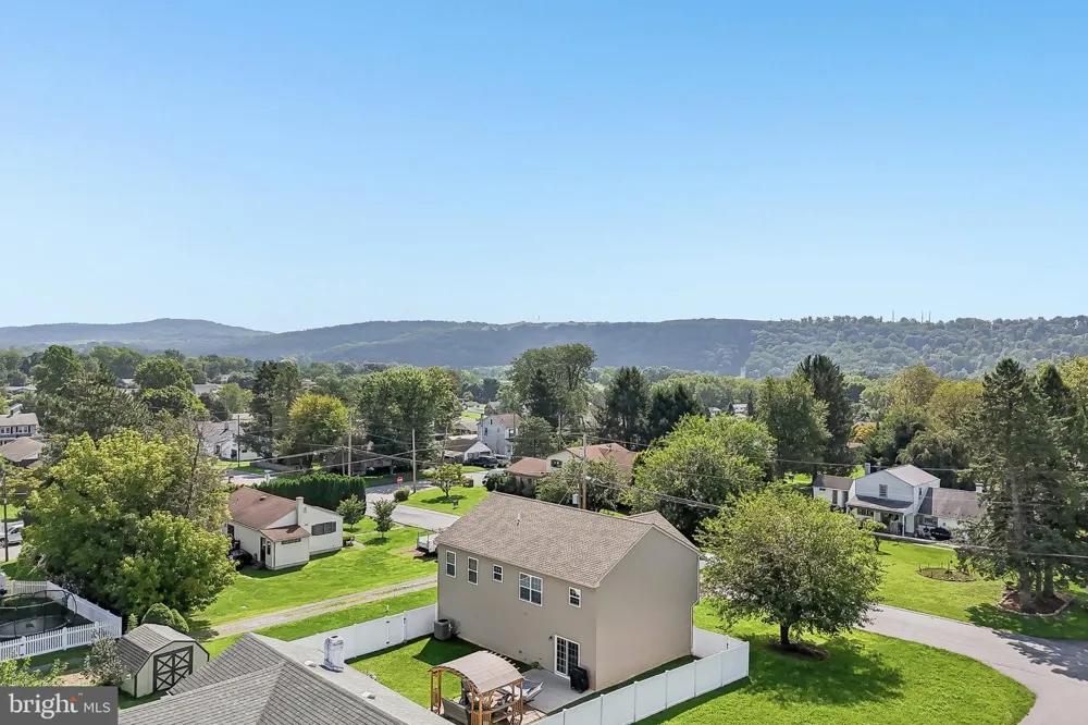 3533 WASHINGTON STREET Bethlehem, PA 18020