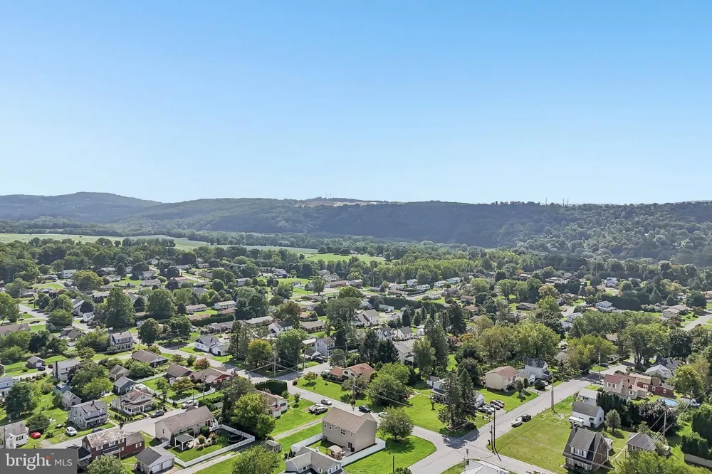 3533 WASHINGTON STREET Bethlehem, PA 18020