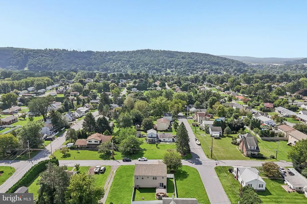 3533 WASHINGTON STREET Bethlehem, PA 18020
