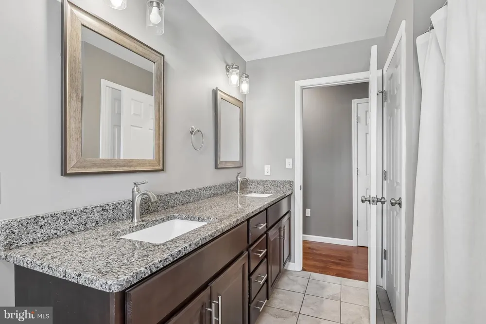 3533 WASHINGTON STREET Bethlehem, PA 18020