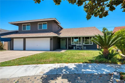 805 E Barkley Avenue