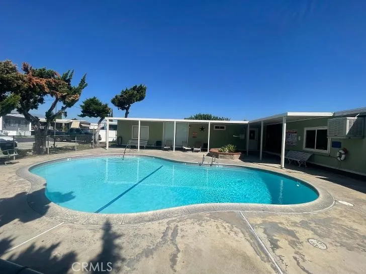 2930 Rialto Rialto, CA 92376