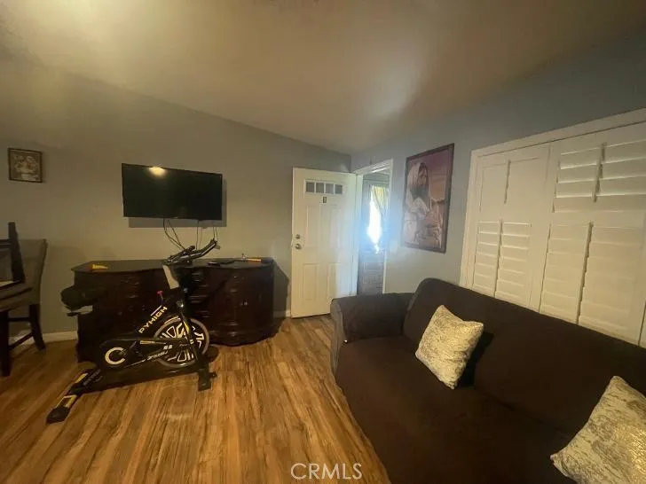 2930 Rialto Rialto, CA 92376