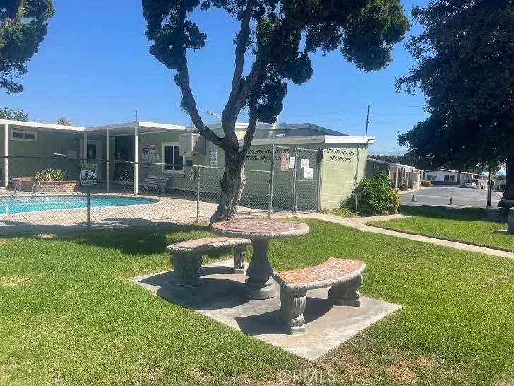 2930 Rialto Rialto, CA 92376