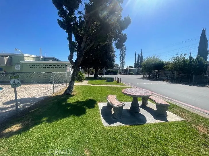 2930 Rialto Rialto, CA 92376