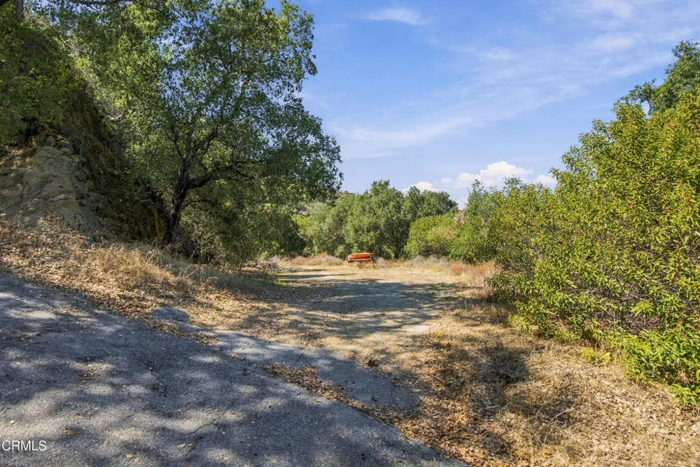 1220 Flintridge Circle La Canada Flintridge, CA 91011