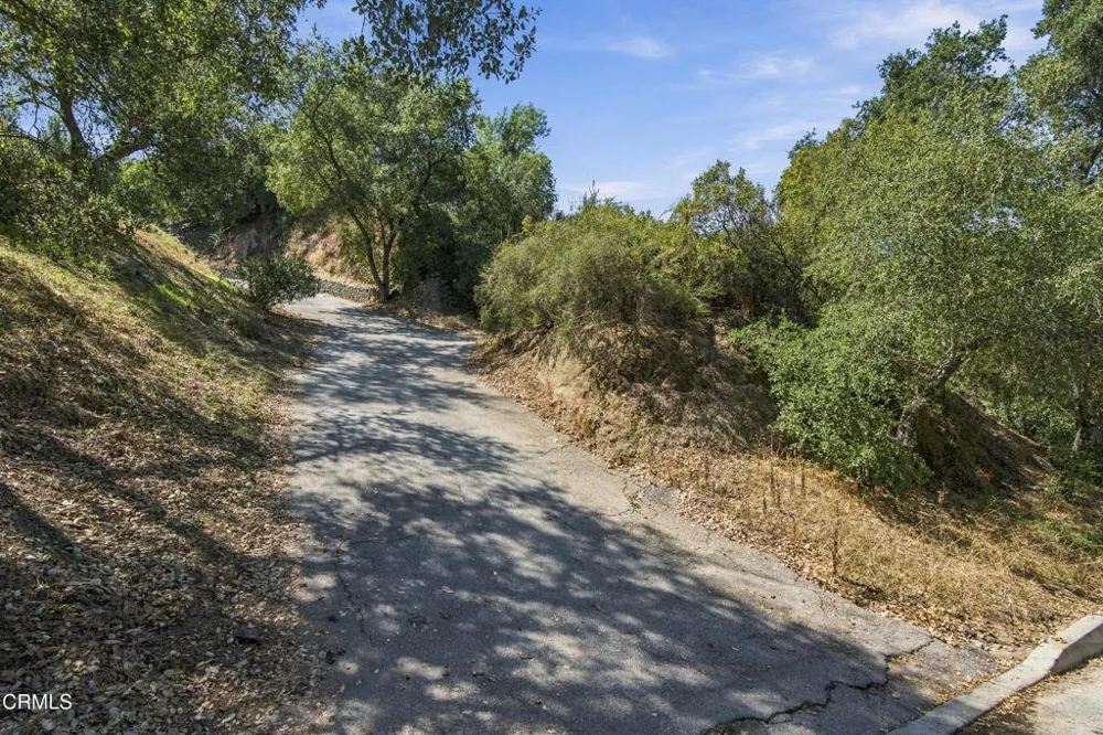 1220 Flintridge Circle La Canada Flintridge, CA 91011