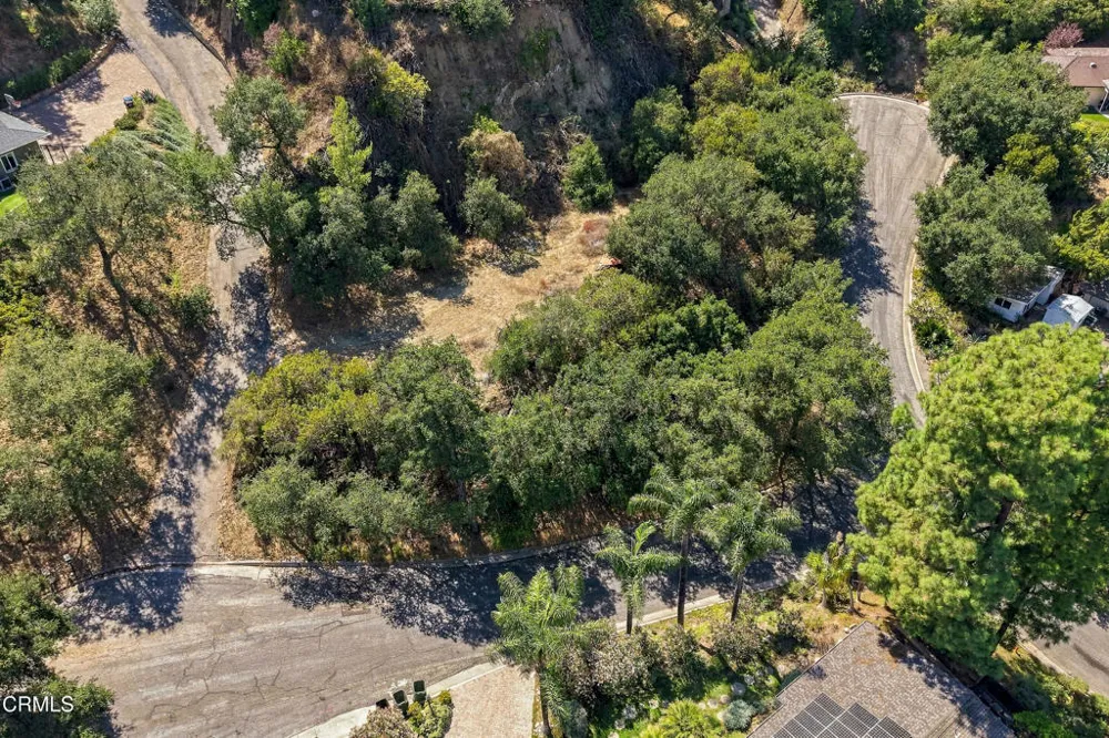 1220 Flintridge Circle La Canada Flintridge, CA 91011