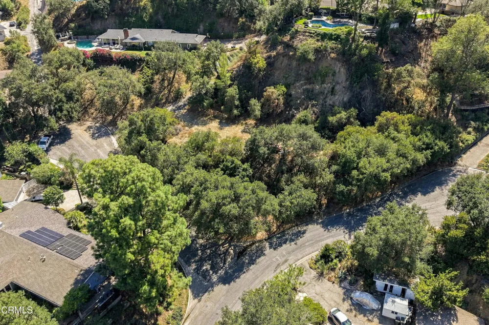 1220 Flintridge Circle La Canada Flintridge, CA 91011
