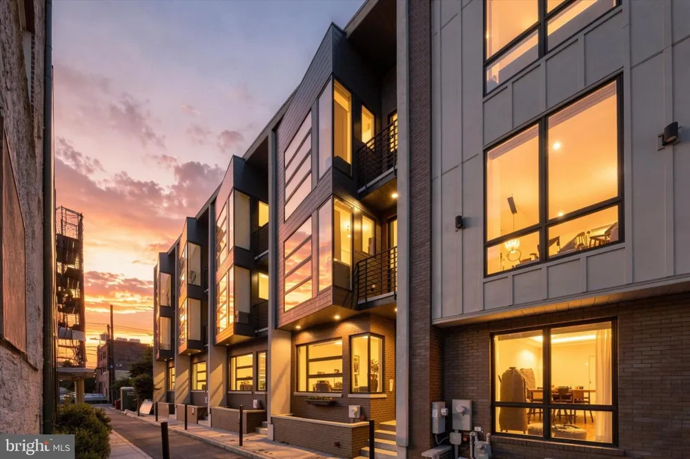 610 BODINE STREET Philadelphia, PA 19123