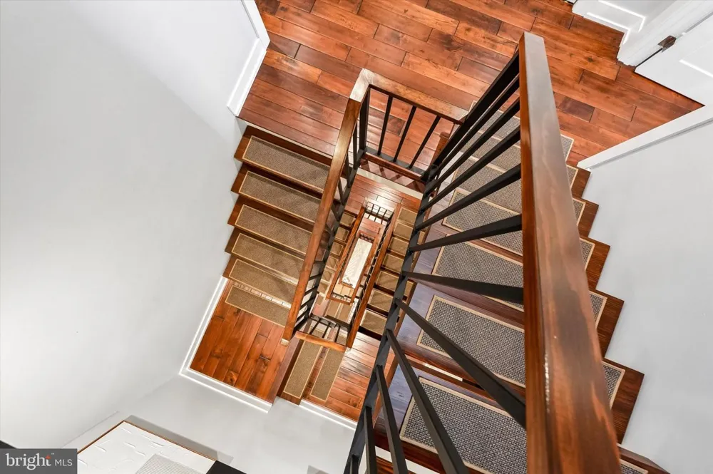 610 BODINE STREET Philadelphia, PA 19123