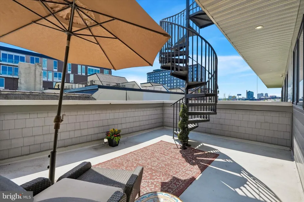 610 BODINE STREET Philadelphia, PA 19123