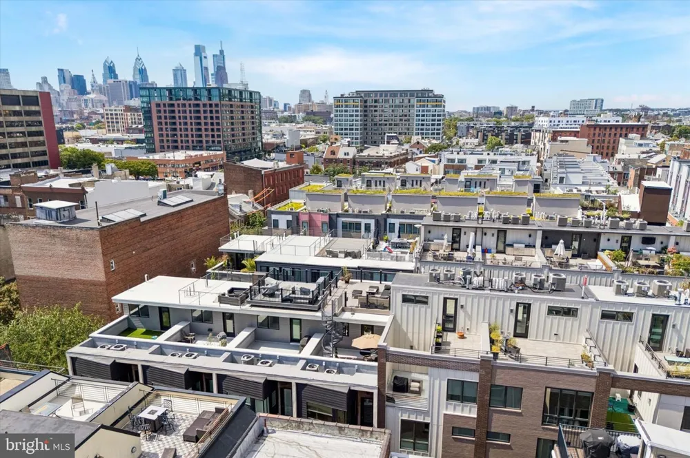 610 BODINE STREET Philadelphia, PA 19123