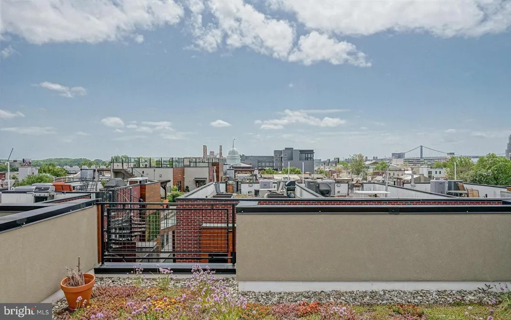 1247 E COLUMBIA AVENUE E #30 Philadelphia, PA 19125