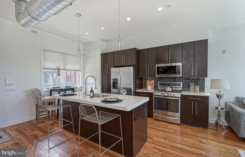 1247 E COLUMBIA AVENUE E #30 Philadelphia, PA 19125