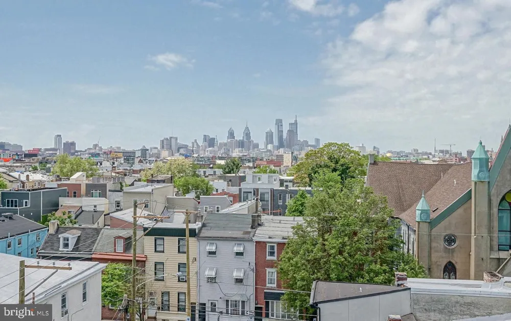 1247 E COLUMBIA AVENUE E #30 Philadelphia, PA 19125