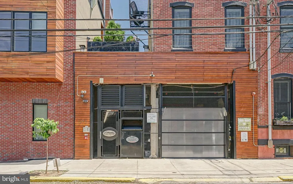 1247 E COLUMBIA AVENUE E #30 Philadelphia, PA 19125