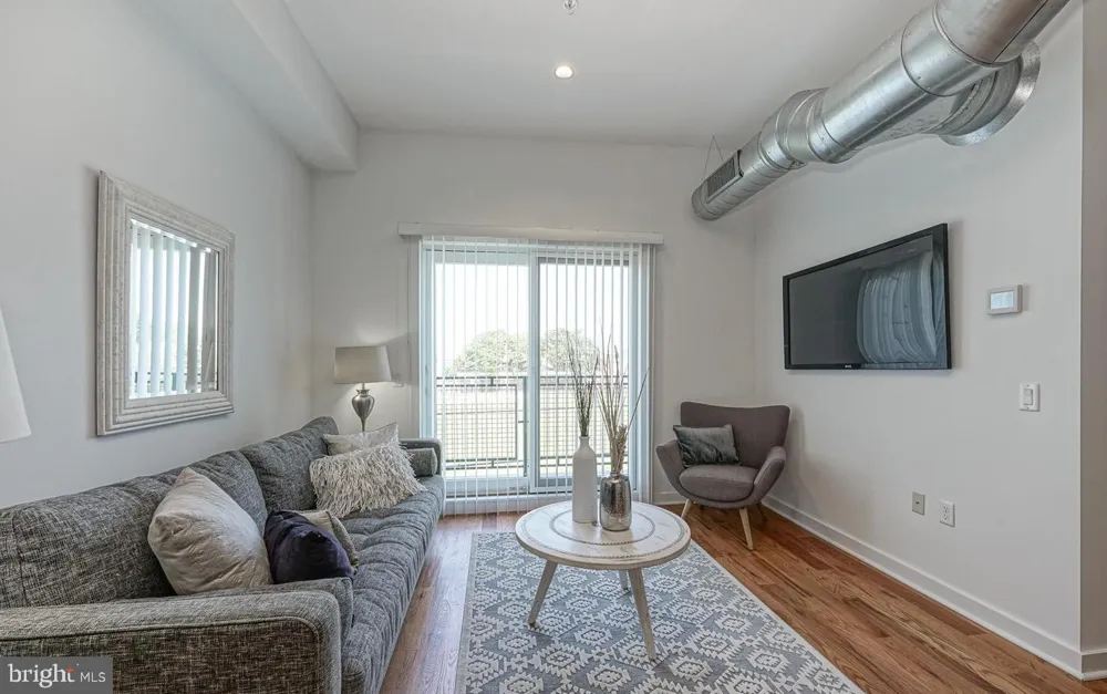 1247 E COLUMBIA AVENUE E #30 Philadelphia, PA 19125