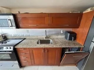 250 180th Dr #455 Sunny Isles Beach, FL 33160