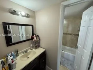 250 180th Dr #455 Sunny Isles Beach, FL 33160