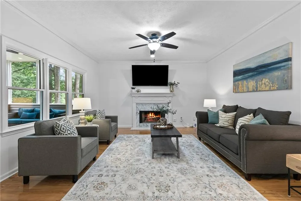 334 Justin Drive Woodstock, GA 30188