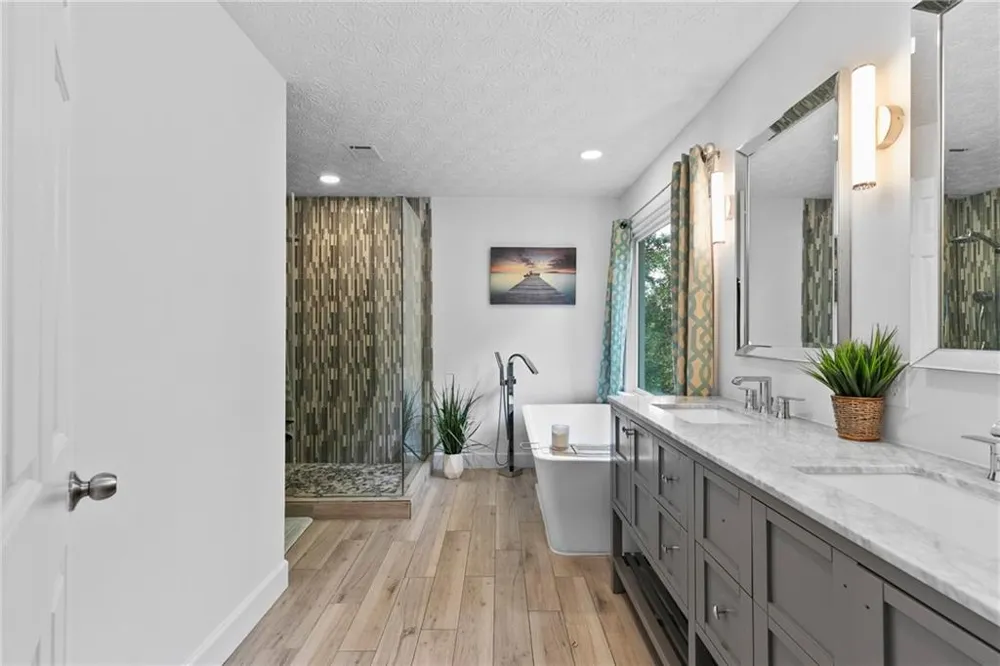 334 Justin Drive Woodstock, GA 30188