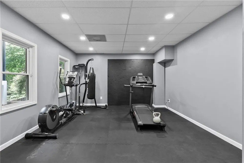 334 Justin Drive Woodstock, GA 30188