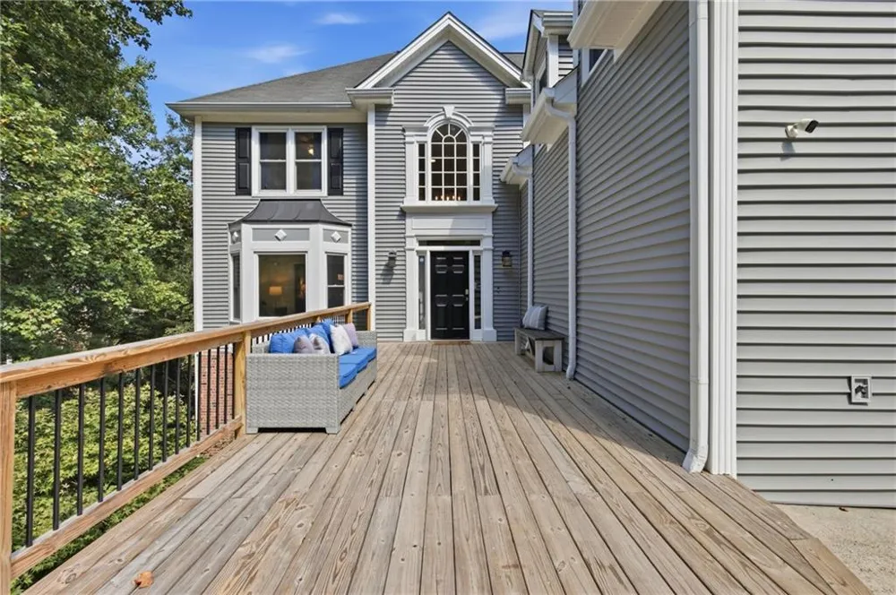 334 Justin Drive Woodstock, GA 30188