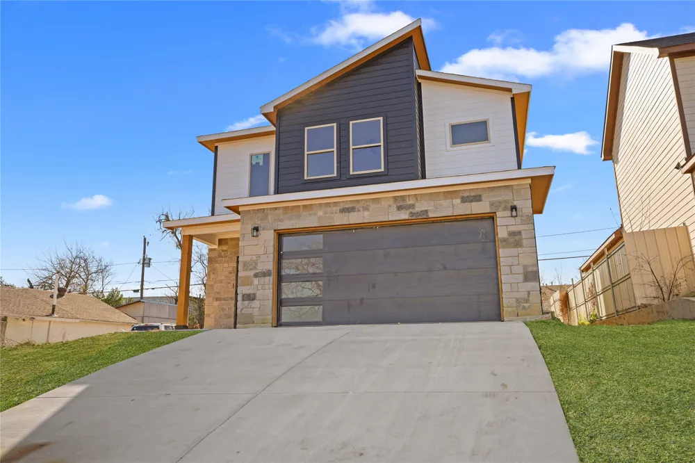 1608 Avenue D Fort Worth, TX 76104