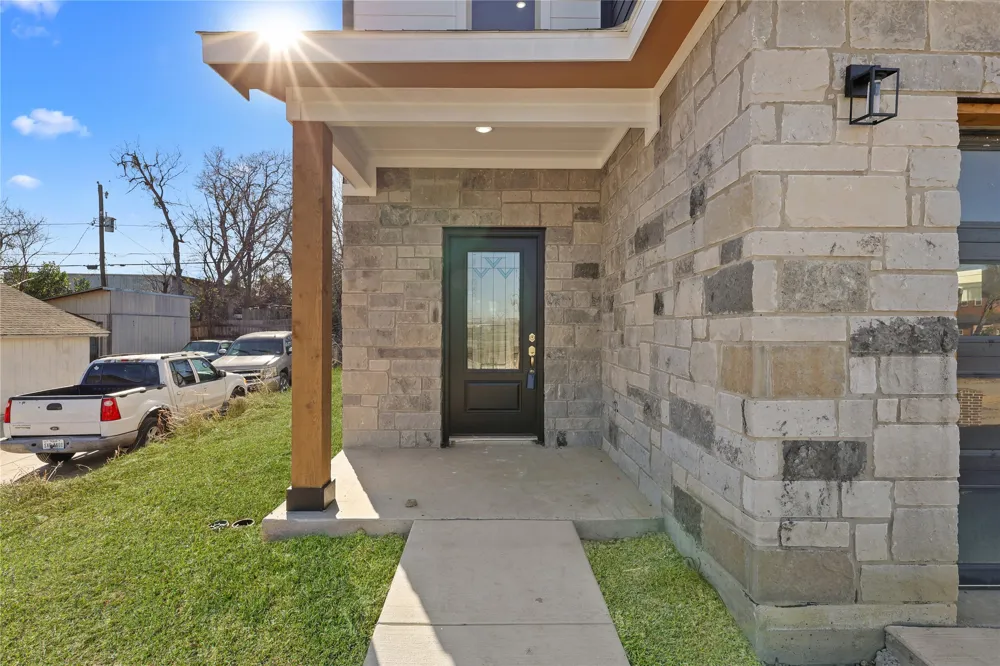 1608 Avenue D Fort Worth, TX 76104