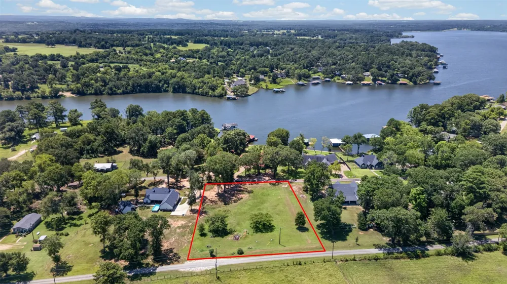 222 CR 3505 Bullard, TX 75757