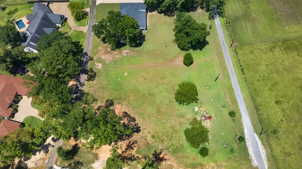 222 CR 3505 Bullard, TX 75757