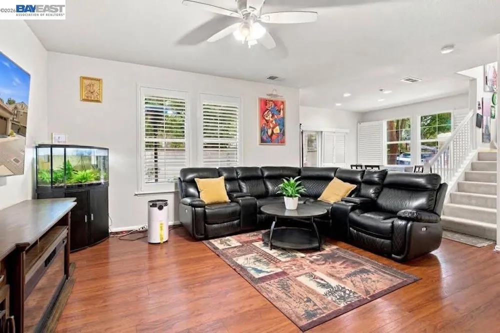 44 S Alonsa Ln Mountain House, CA 95391