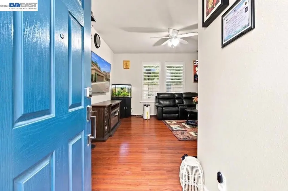44 S Alonsa Ln Mountain House, CA 95391