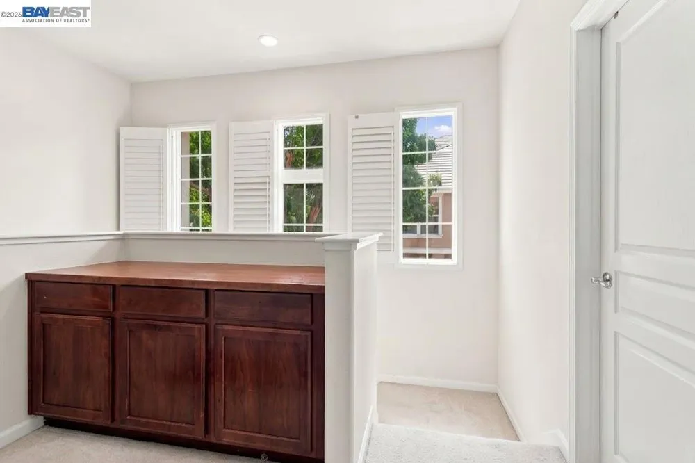 44 S Alonsa Ln Mountain House, CA 95391