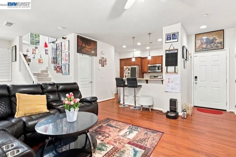 44 S Alonsa Ln Mountain House, CA 95391