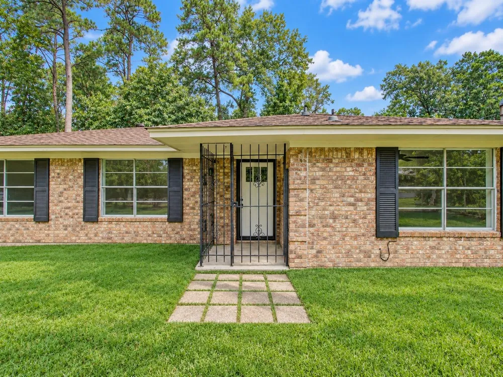 26221 Peach Creek Drive New Caney, TX 77357