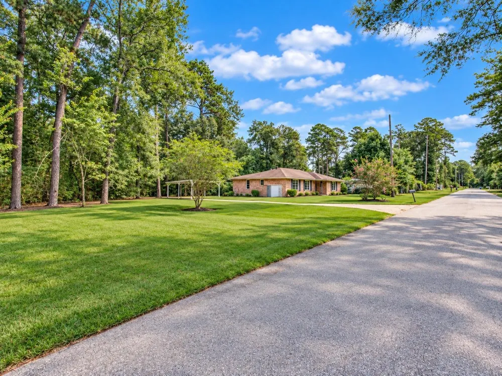 26221 Peach Creek Drive New Caney, TX 77357