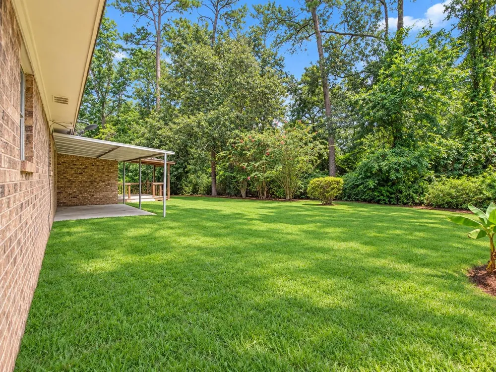 26221 Peach Creek Drive New Caney, TX 77357