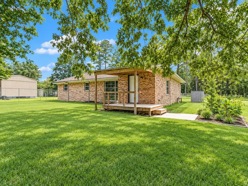26221 Peach Creek Drive New Caney, TX 77357