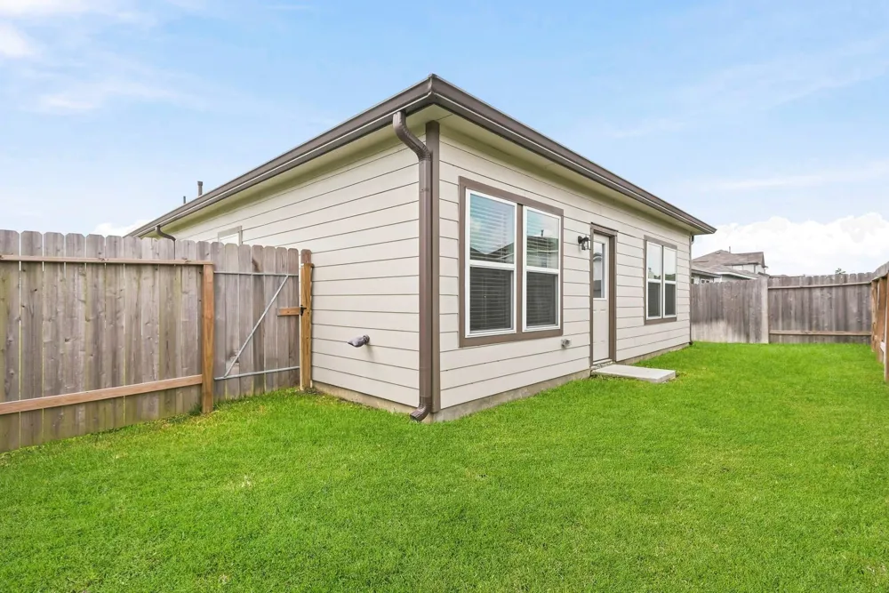 1230 Point Lookout Drive Dayton, TX 77535