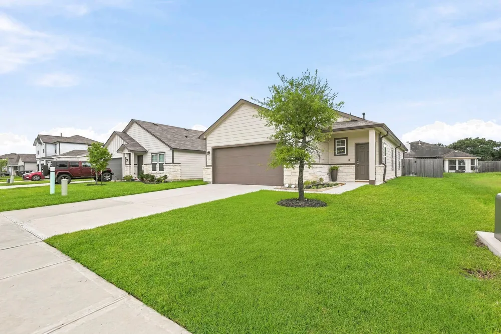 1230 Point Lookout Drive Dayton, TX 77535
