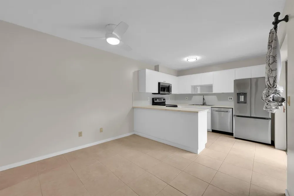 5857 SE Windsong Lane #806 Stuart, FL 34997