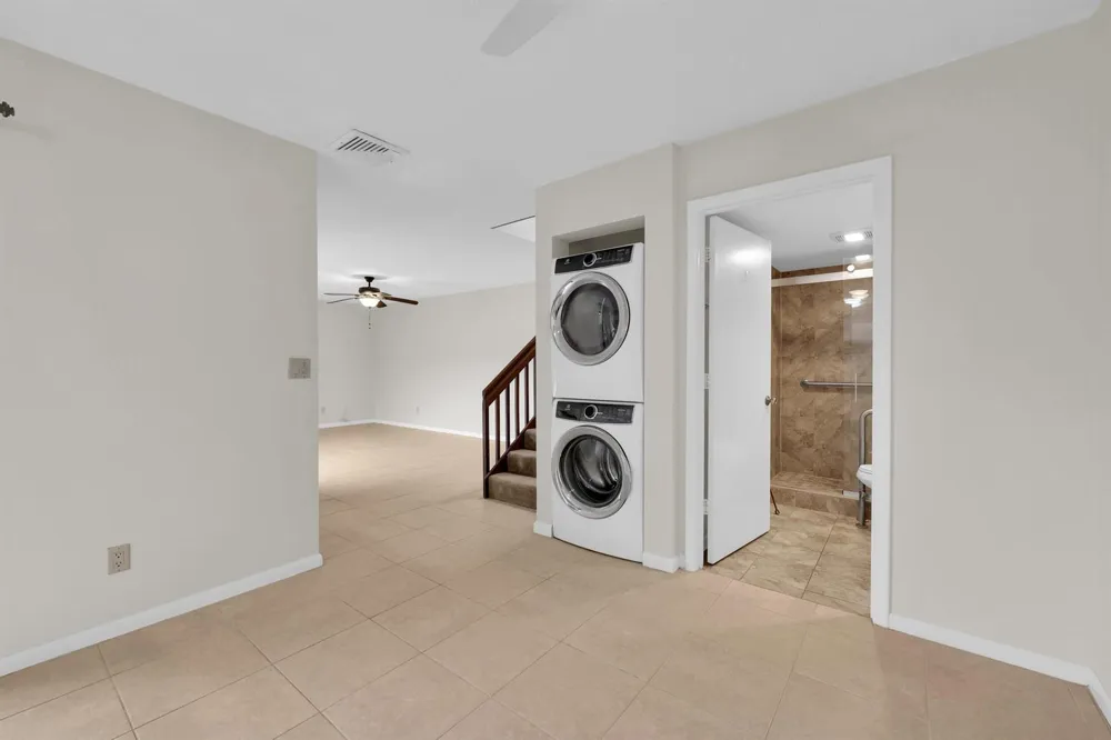 5857 SE Windsong Lane #806 Stuart, FL 34997