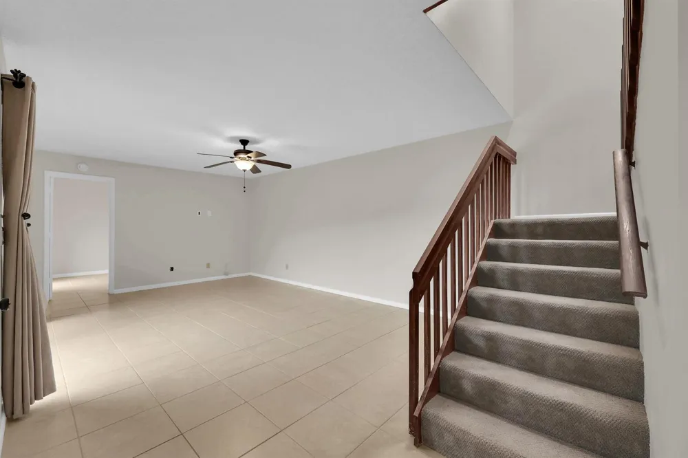5857 SE Windsong Lane #806 Stuart, FL 34997