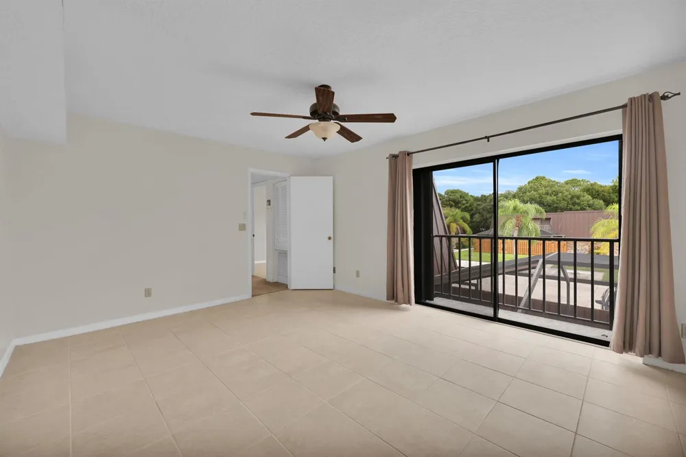 5857 SE Windsong Lane #806 Stuart, FL 34997